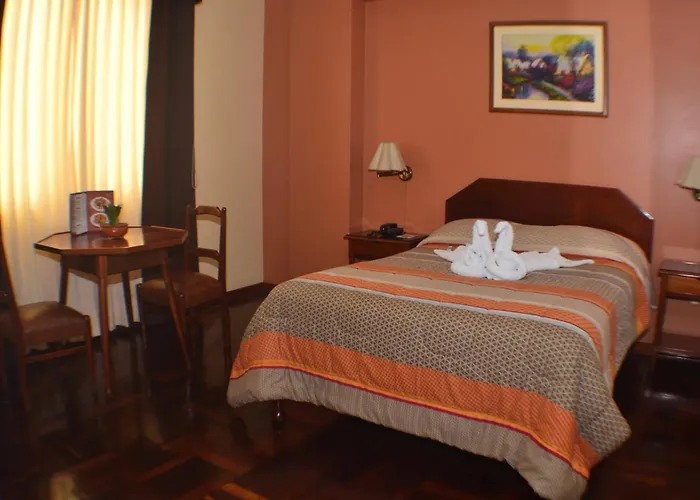 Perros hoteles San Andres ***