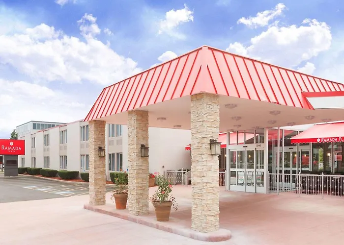 Boutique hotels Ramada Plaza By Wyndham Chicago North Shore