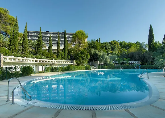 Hôtel accueillant les animaux: Parador De Cordoba