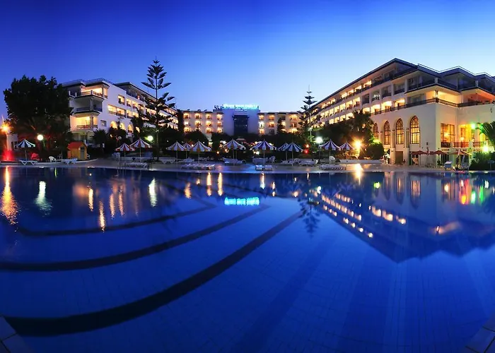 Familienhotel: Riviera Hotel - Family Only