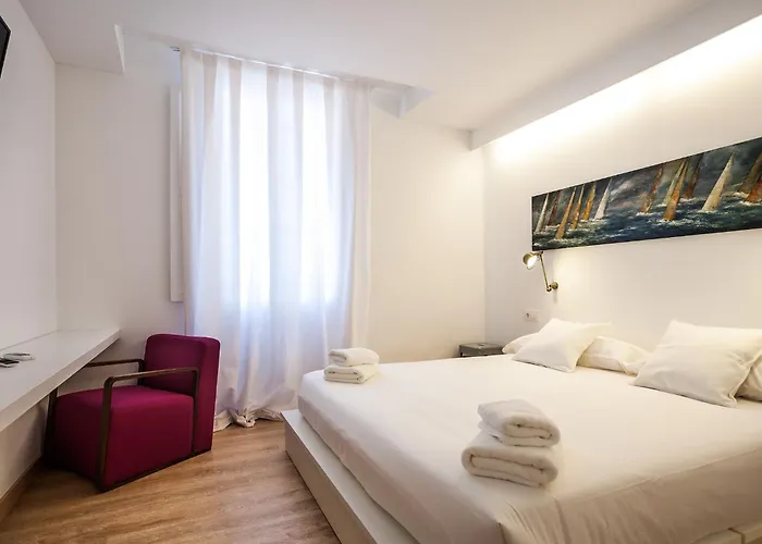 Cheap & Chic Hotel