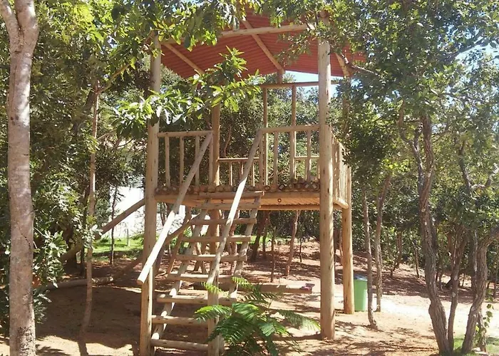 Hotel com piscina: Pousada e Restaurante Maria das Flores