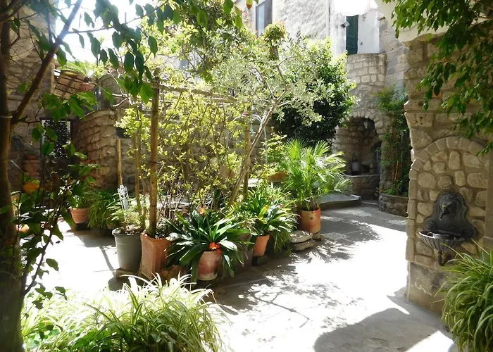 Hotel 3 stelle: La Meta
