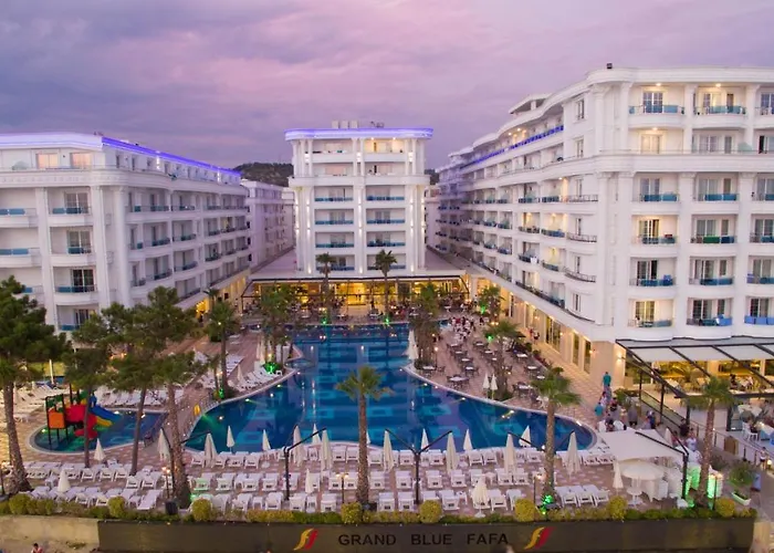 Grand Blue Fafa & Spa