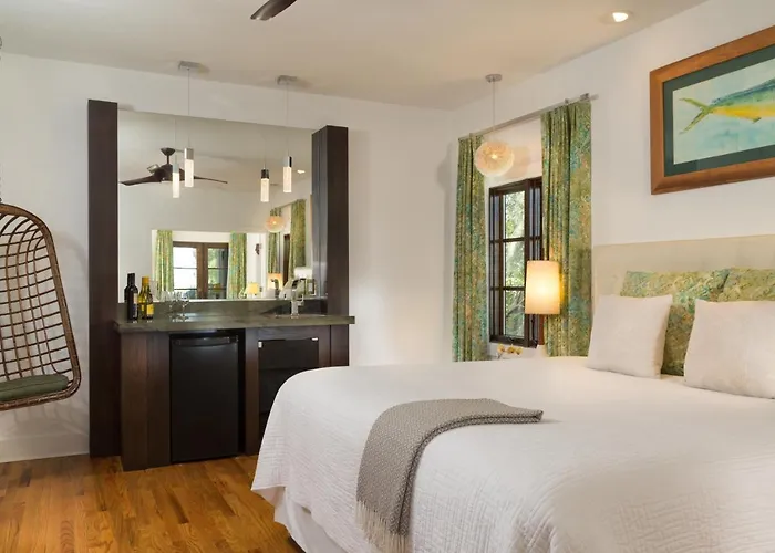 New Smyrna Beach Hotels for Romantic Getaway with a view