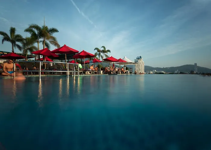 Family Hotel: The Charm Resort Phuket